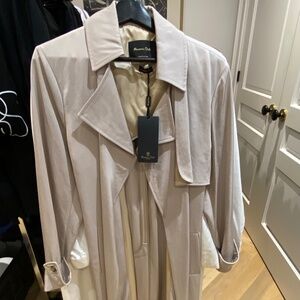 BRAND NEW TRENCH COAT